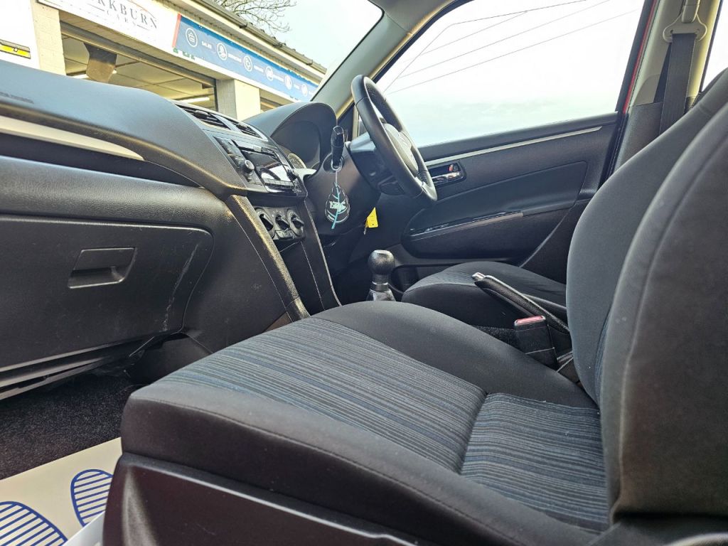 Used Suzuki Swift 2015 for sale - 76961717: Photo 10