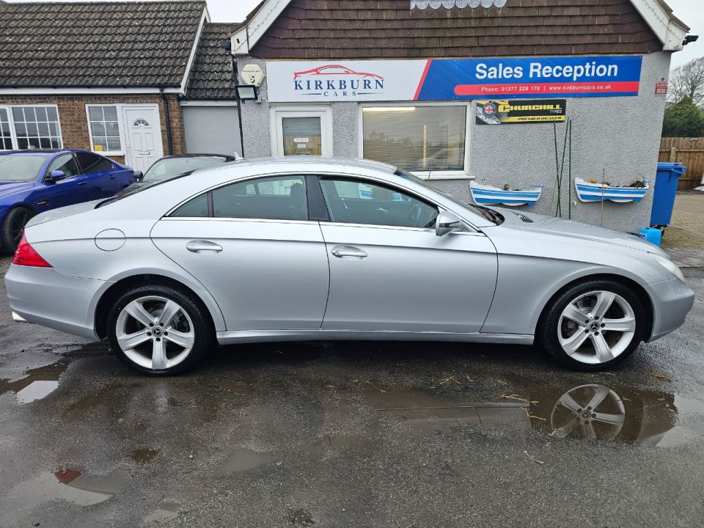 Used Mercedes-Benz CLS 2010 for sale - 77436157: Photo 4