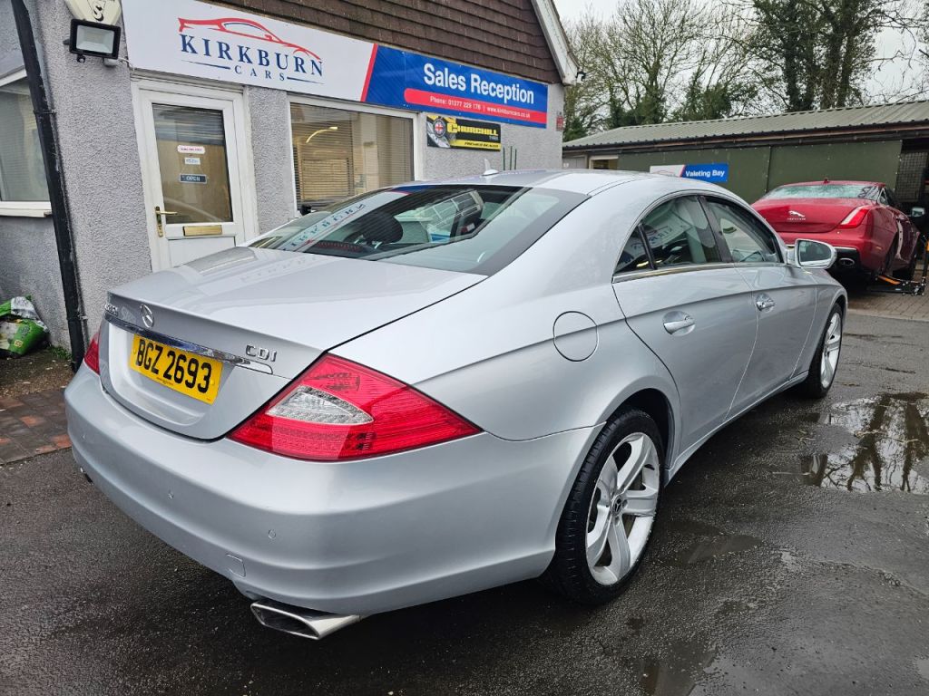 Used Mercedes-Benz CLS 2010 for sale - 77436157: Photo 5