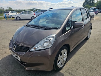 Used Honda Jazz 2014 for sale - 75296328: Photo