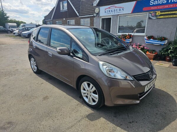 Used Honda Jazz 2014 for sale - 75296328: Photo 3