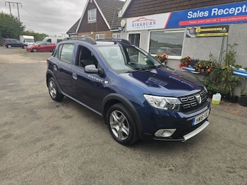 Used Dacia Sandero Stepway 2018 for sale - 75606568: Photo