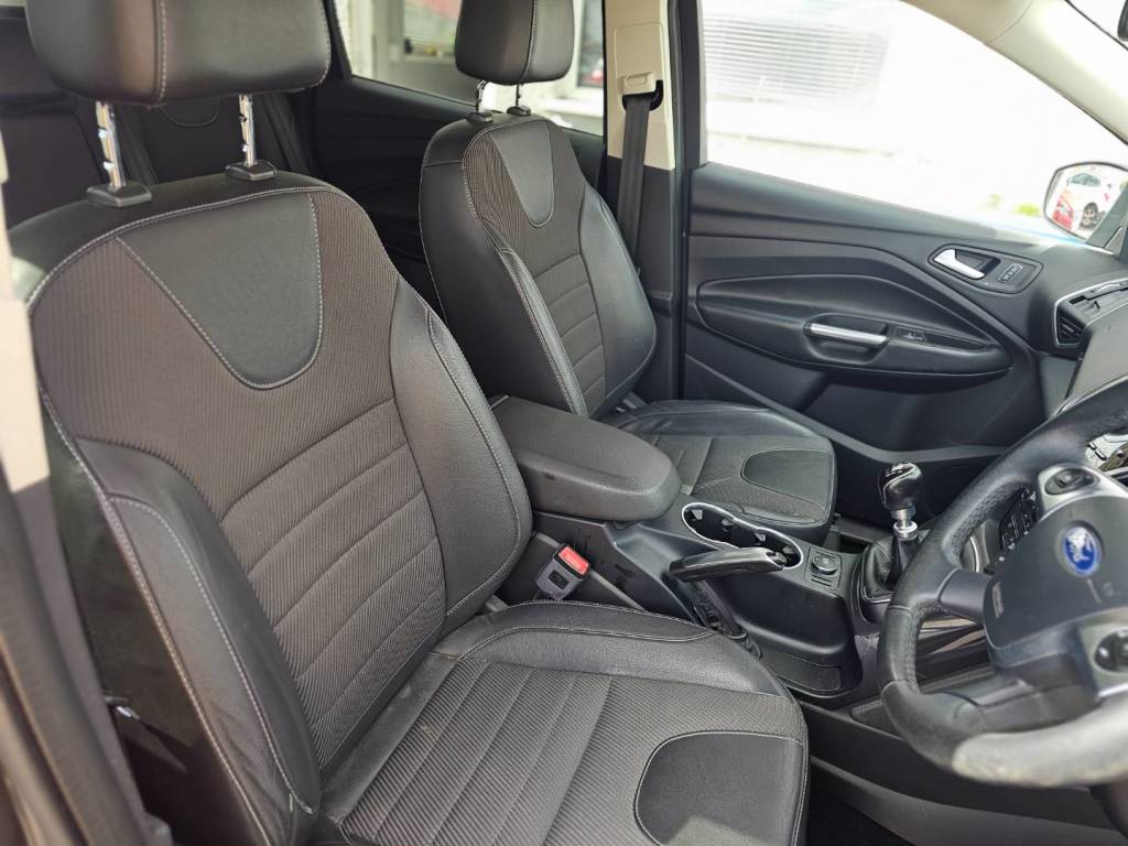 Used Ford Kuga 2015 for sale - 78219239: Photo 12