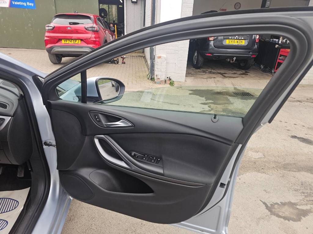 Used Vauxhall Astra 2016 for sale - 78210163: Photo 12