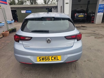Used Vauxhall Astra 2016 for sale - 78210163: Photo