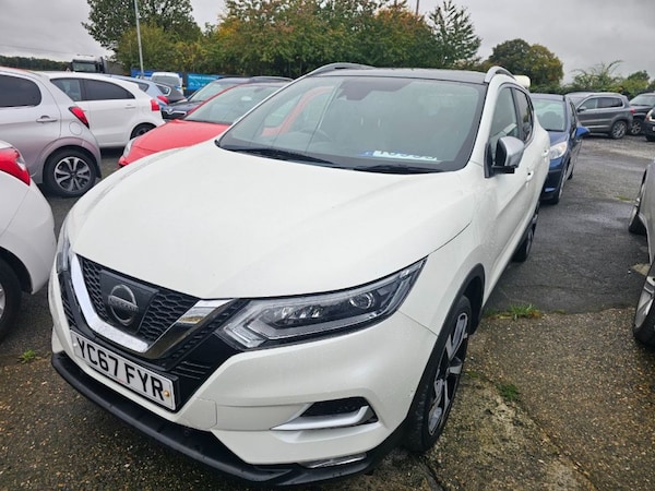 Used Nissan Qashqai 2017 for sale - 76279346: Photo 1