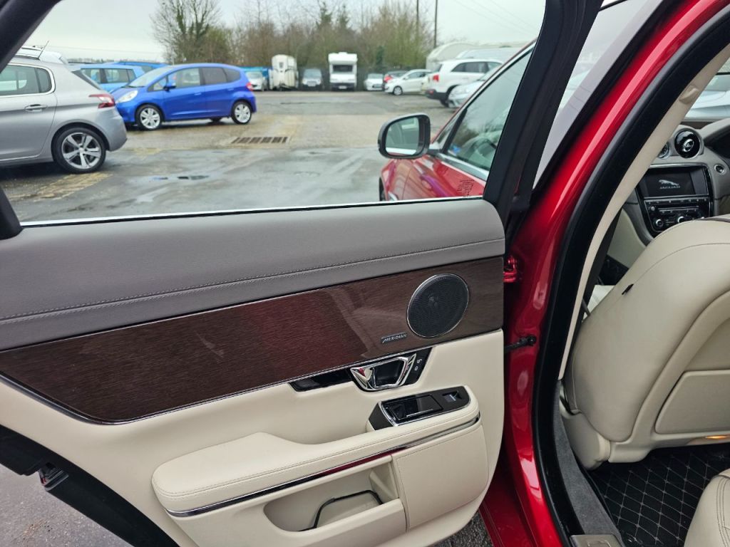 Used Jaguar XJ 2017 for sale - 77399629: Photo 12