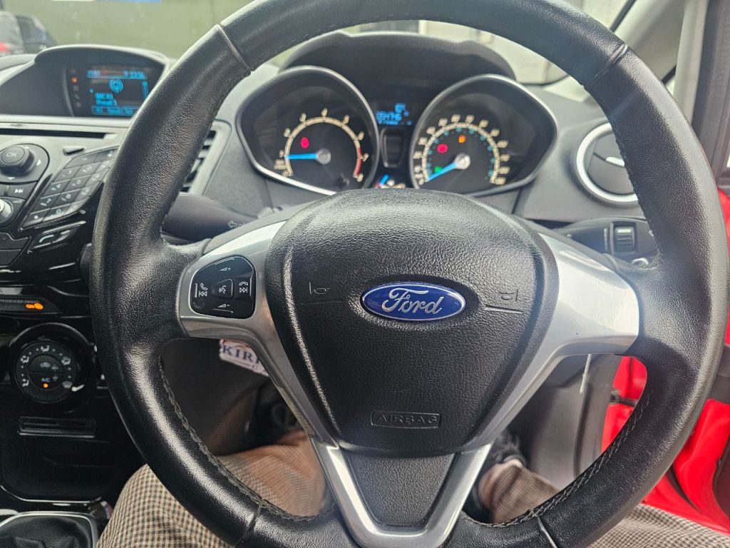 Used Ford Fiesta 2013 for sale - 77236137: Photo 21