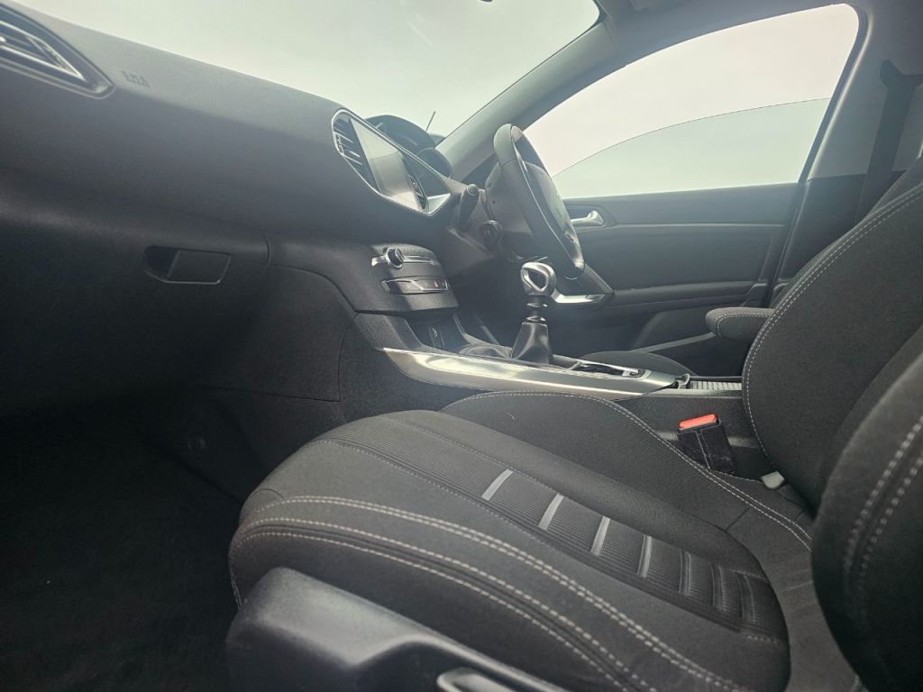 Used Peugeot 308 2014 for sale - 77399624: Photo 10