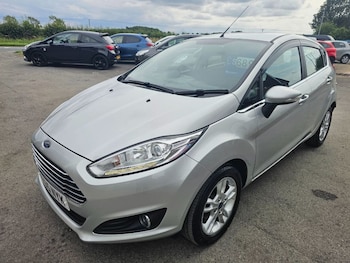 Used Ford Fiesta 2016 for sale - 75296332: Photo