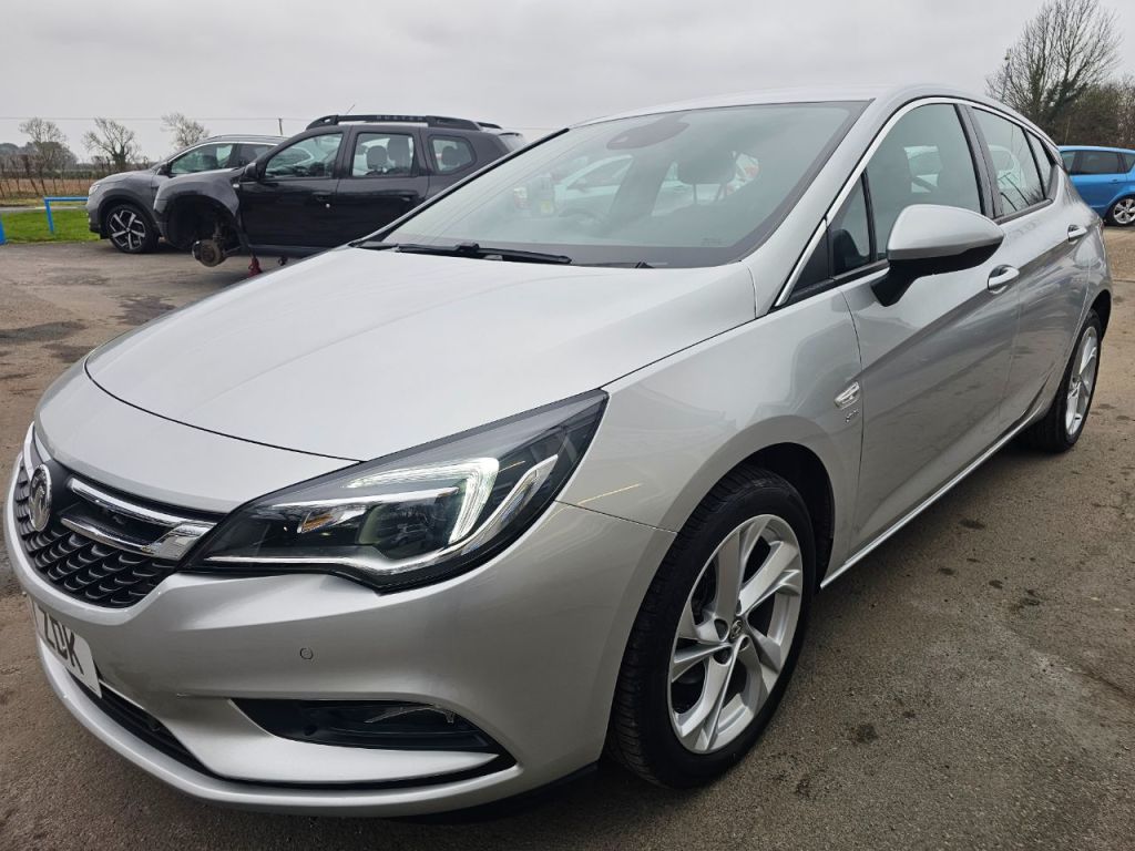 Used Vauxhall Astra 2017 for sale - 77616554: Photo 1