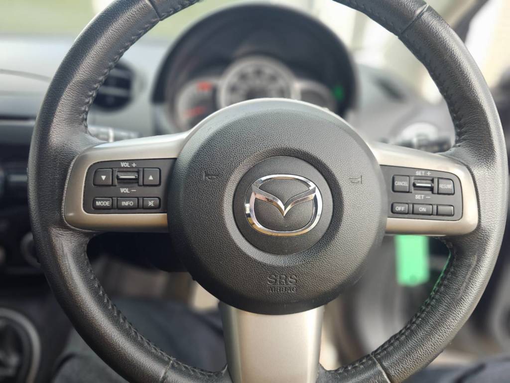 Used Mazda Mazda2 2011 for sale - 78219241: Photo 18