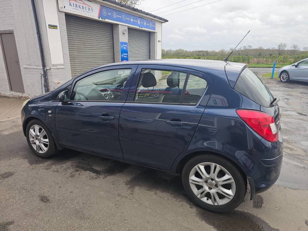 Used Vauxhall Corsa 2011 for sale - 78219236: Photo 8