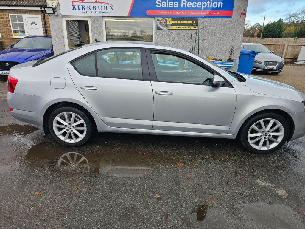 Used Skoda Octavia 2014 for sale - 76670470: Photo 4