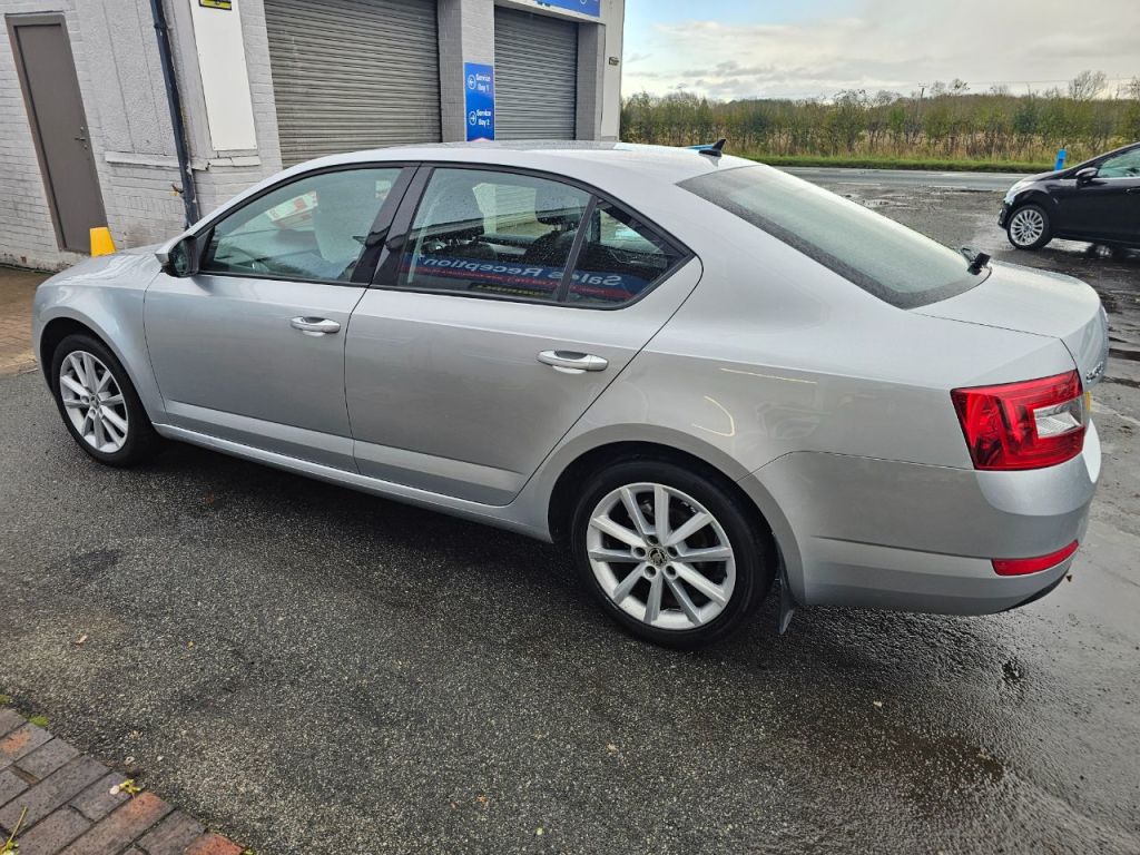 Used Skoda Octavia 2014 for sale - 76670470: Photo 8