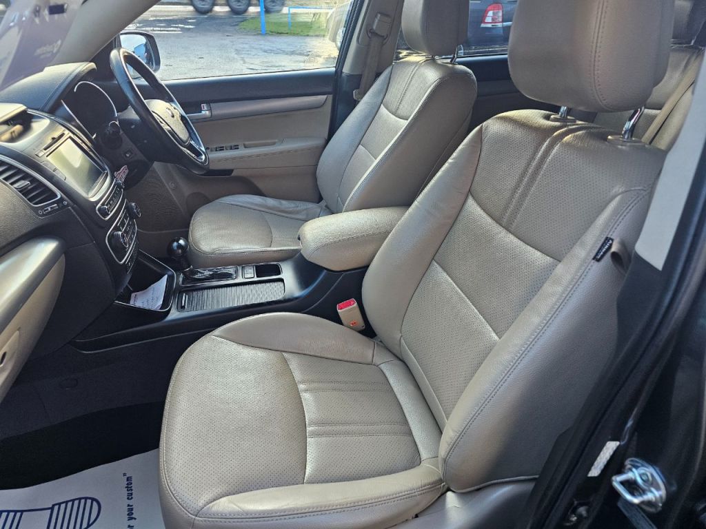 Used Kia Sorento 2013 for sale - 77236142: Photo 11