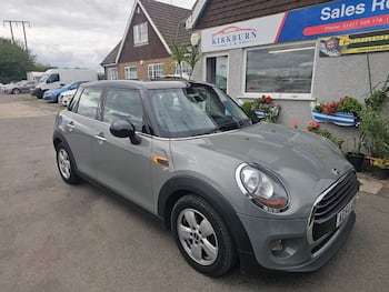 Used MINI Hatch 2018 for sale - 79802904: Photo