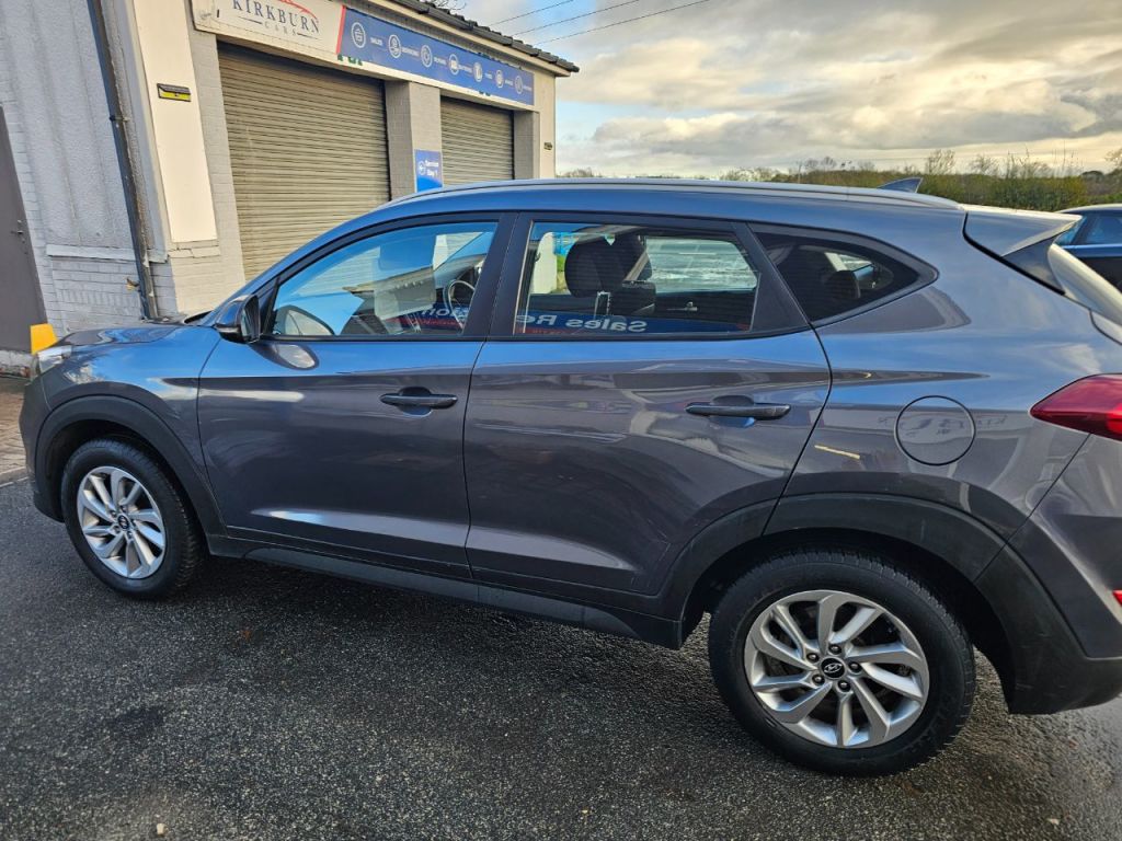Used Hyundai TUCSON 2017 for sale - 76670465: Photo 8