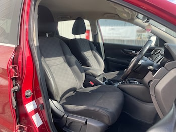 Used Nissan Qashqai 2015 for sale - 74994879: Photo