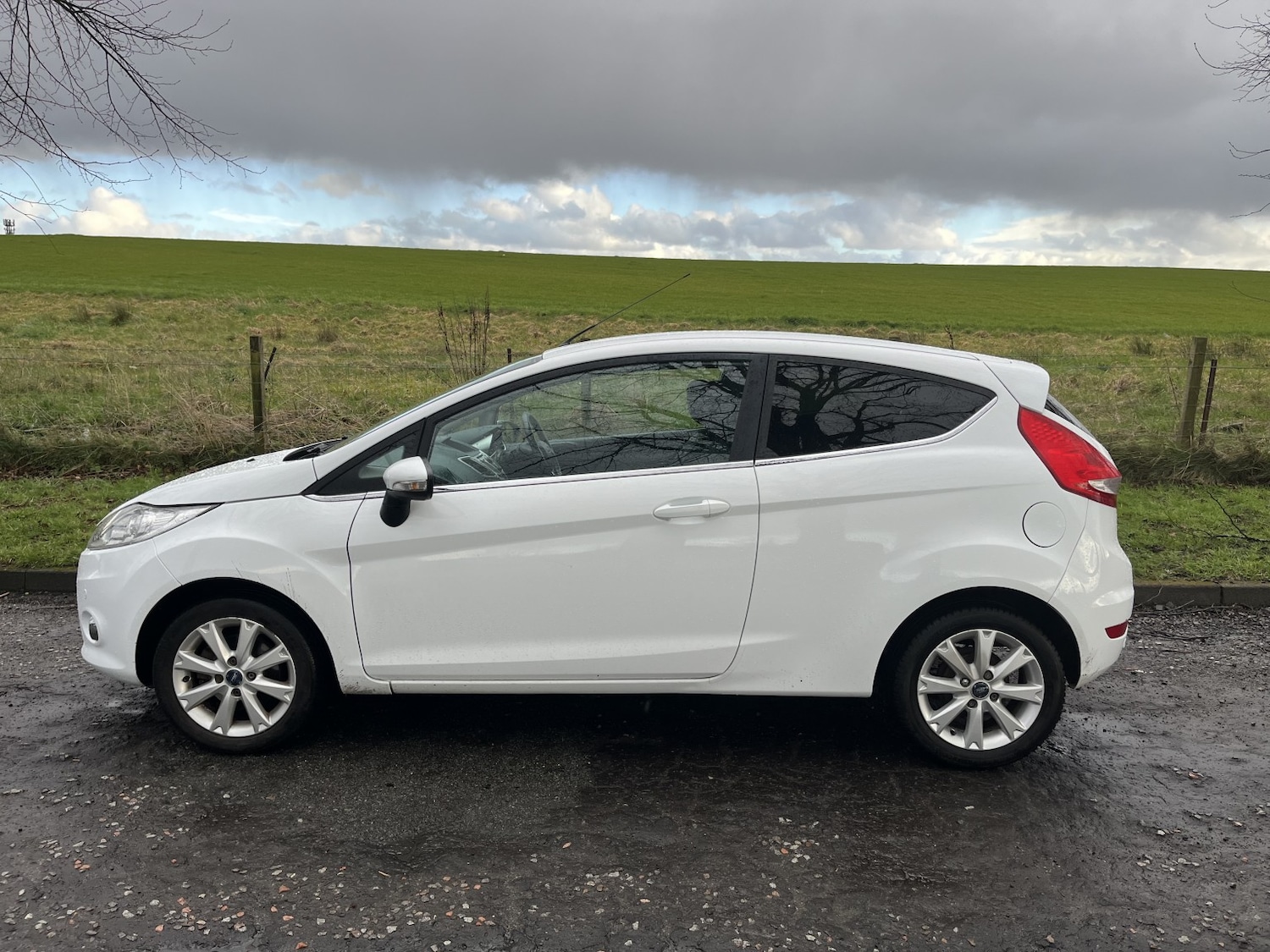 Used Ford Fiesta 2010 for sale - 77891577: Photo 6