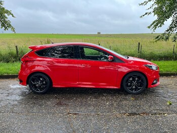 Used Ford Focus 2015 for sale - 75567115: Photo