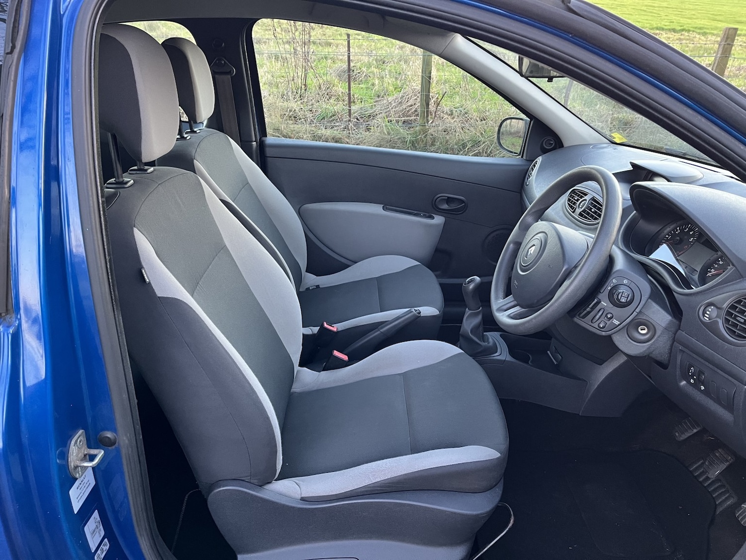 Used Renault Clio 2009 for sale - 77251164: Photo 8