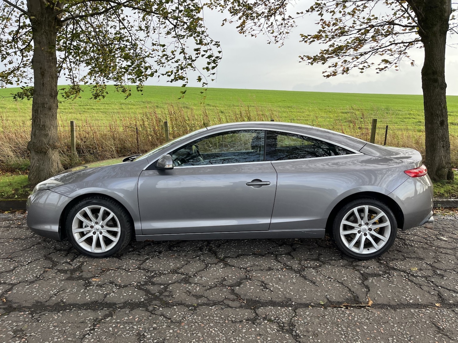 Used Renault Laguna 2010 for sale - 76369304: Photo 6