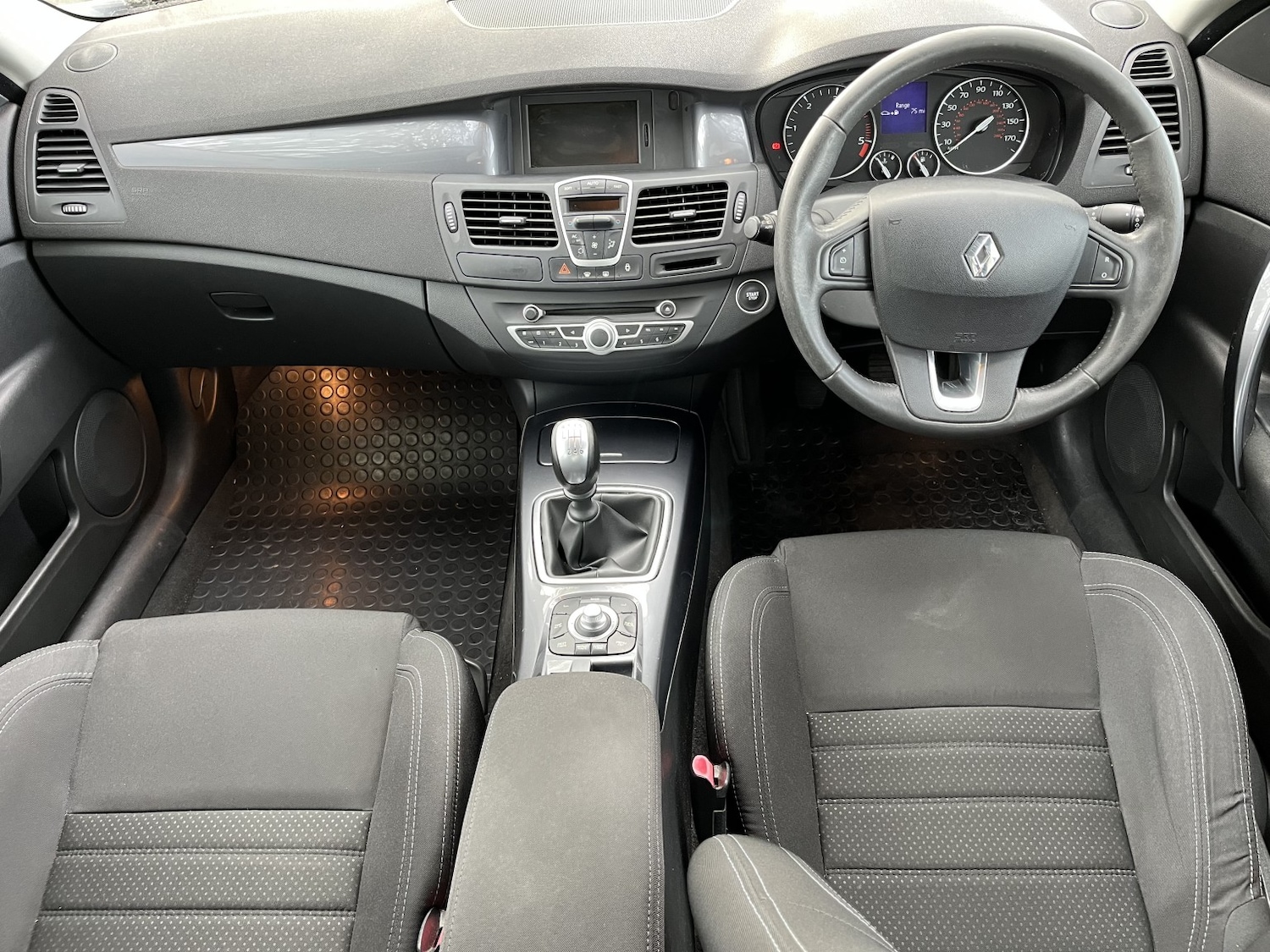 Used Renault Laguna 2010 for sale - 76369304: Photo 8