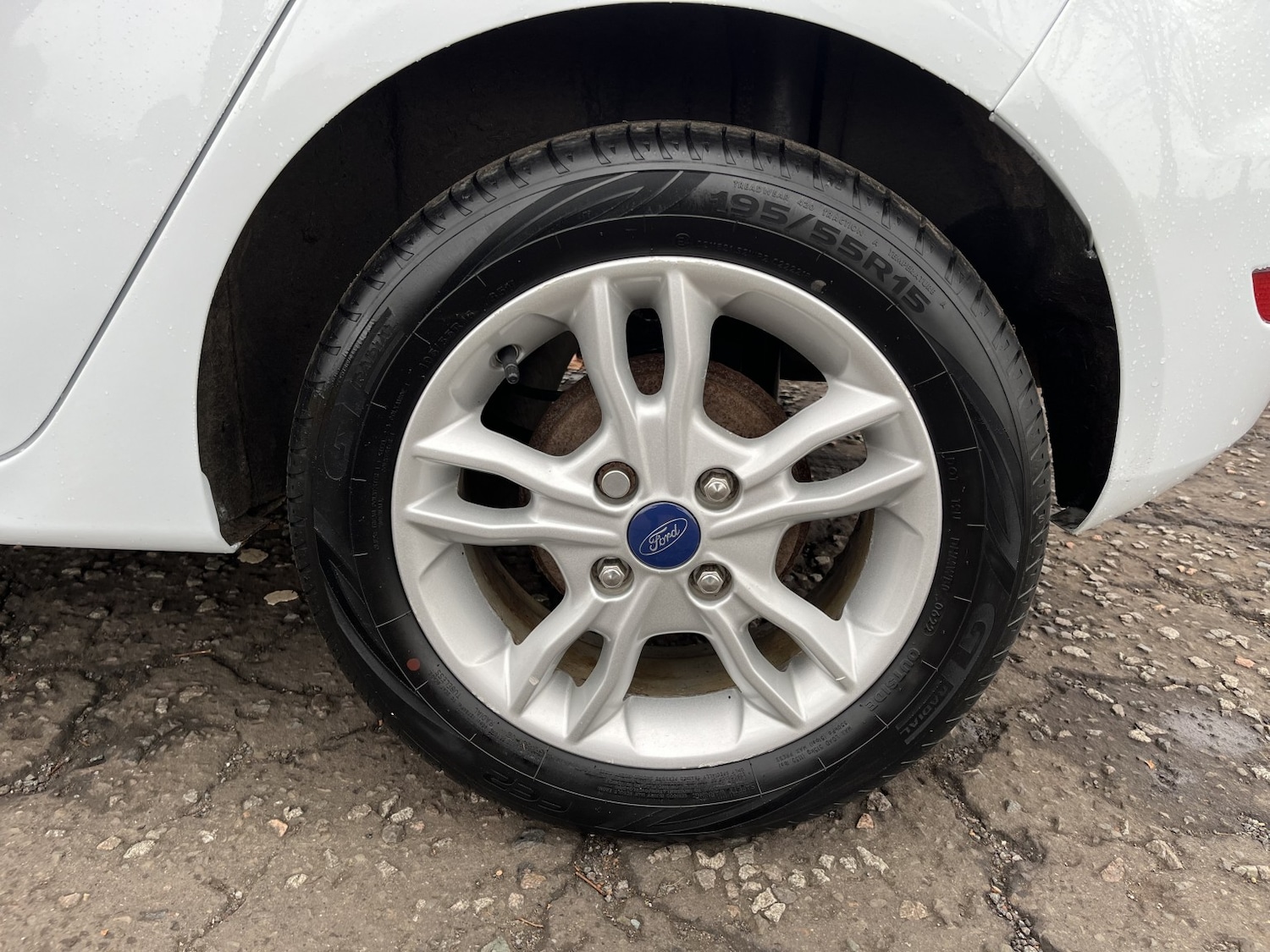 Used Ford Fiesta 2015 for sale - 76369376: Photo 18