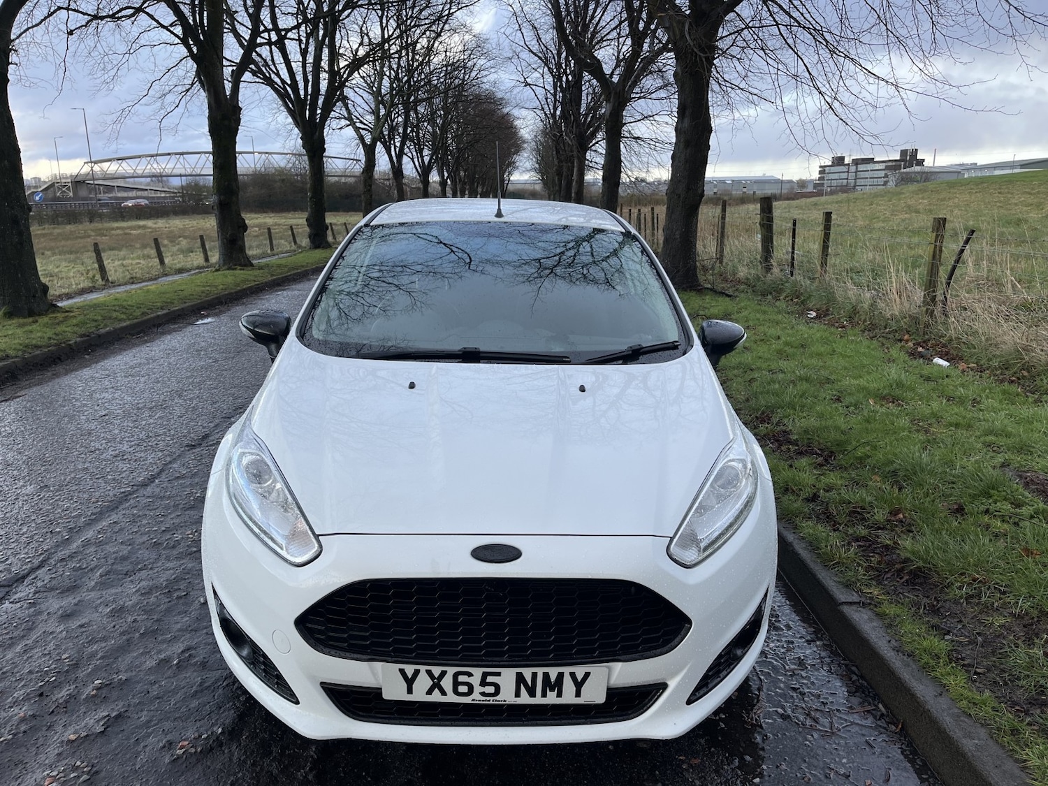 Used Ford Fiesta 2015 for sale - 77953912: Photo 2