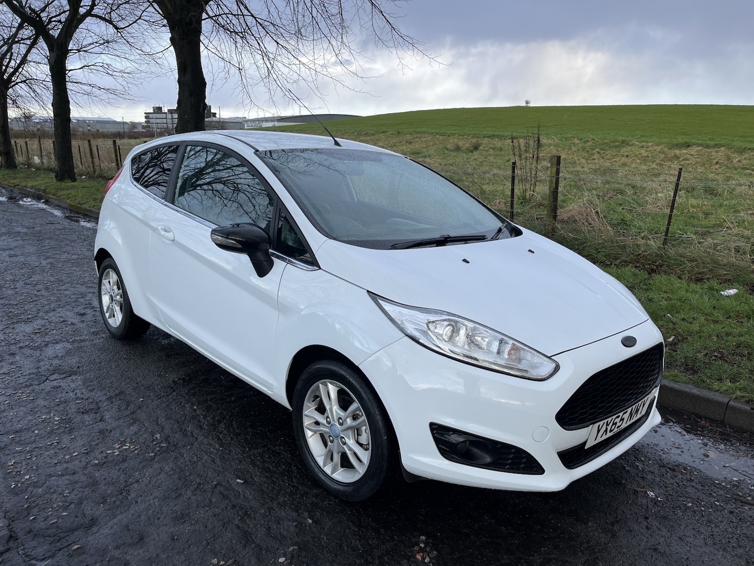 Used Ford Fiesta 2015 for sale - 77953912: Photo 3
