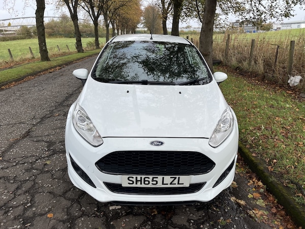 Used Ford Fiesta Van 2015 for sale - 76246092: Photo 3