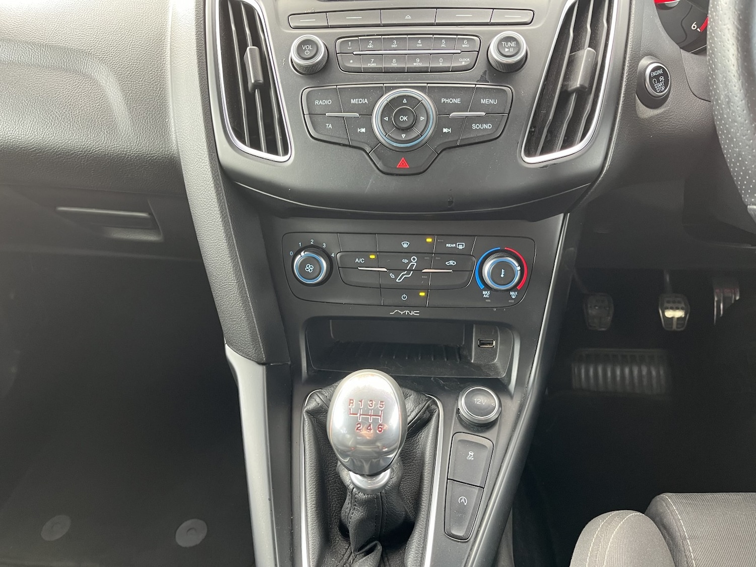 Used Ford Focus 2015 for sale - 76177075: Photo 10