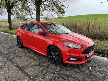 Used Ford Focus 2015 for sale - 76177075: Photo