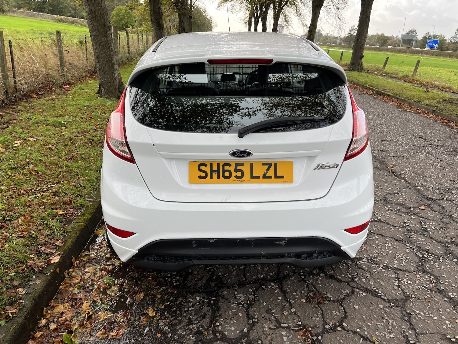Used Ford Fiesta Van 2015 for sale - 76369209: Photo 12