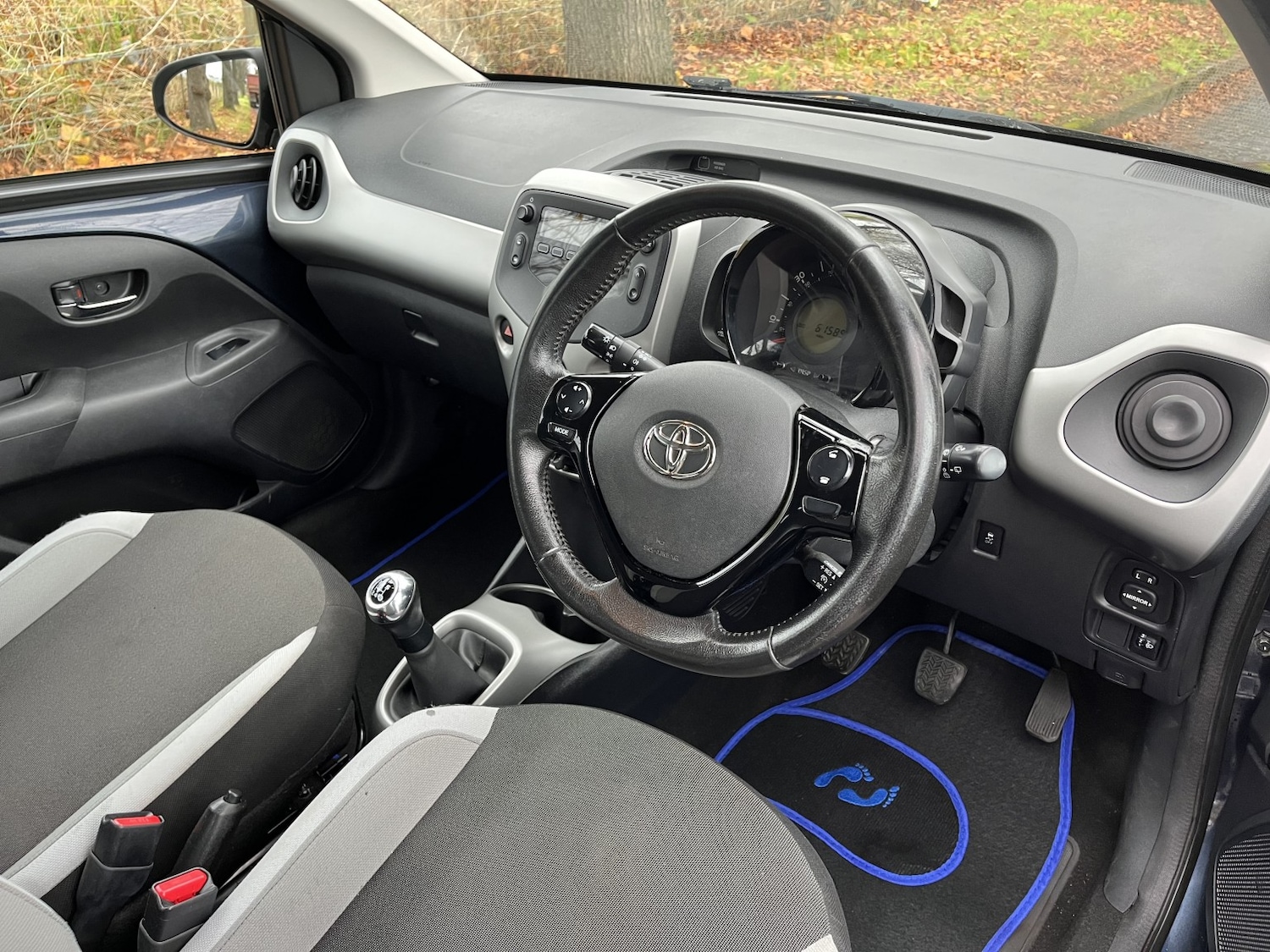 Used Toyota AYGO 2017 for sale - 76369313: Photo 8