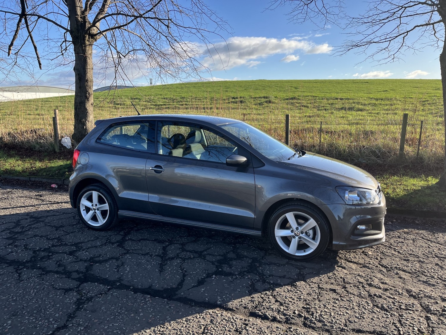 Used Volkswagen Polo 2013 for sale - 76631527: Photo 5
