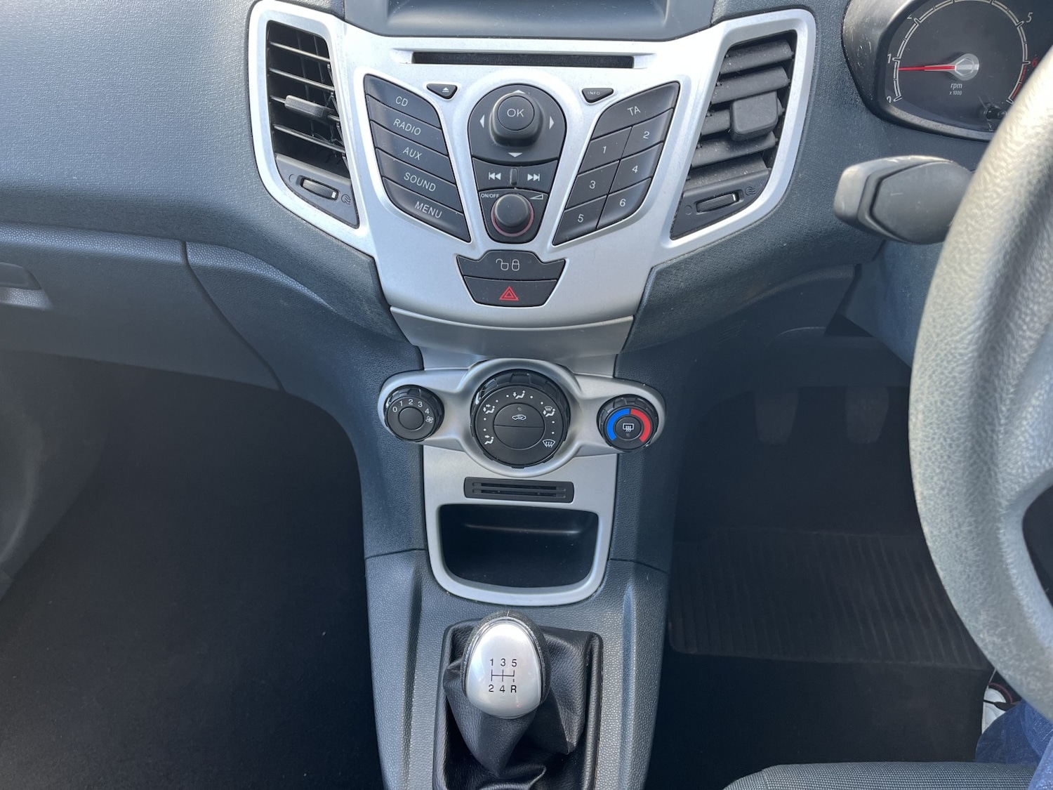 Used Ford Fiesta 2012 for sale - 78084389: Photo 7