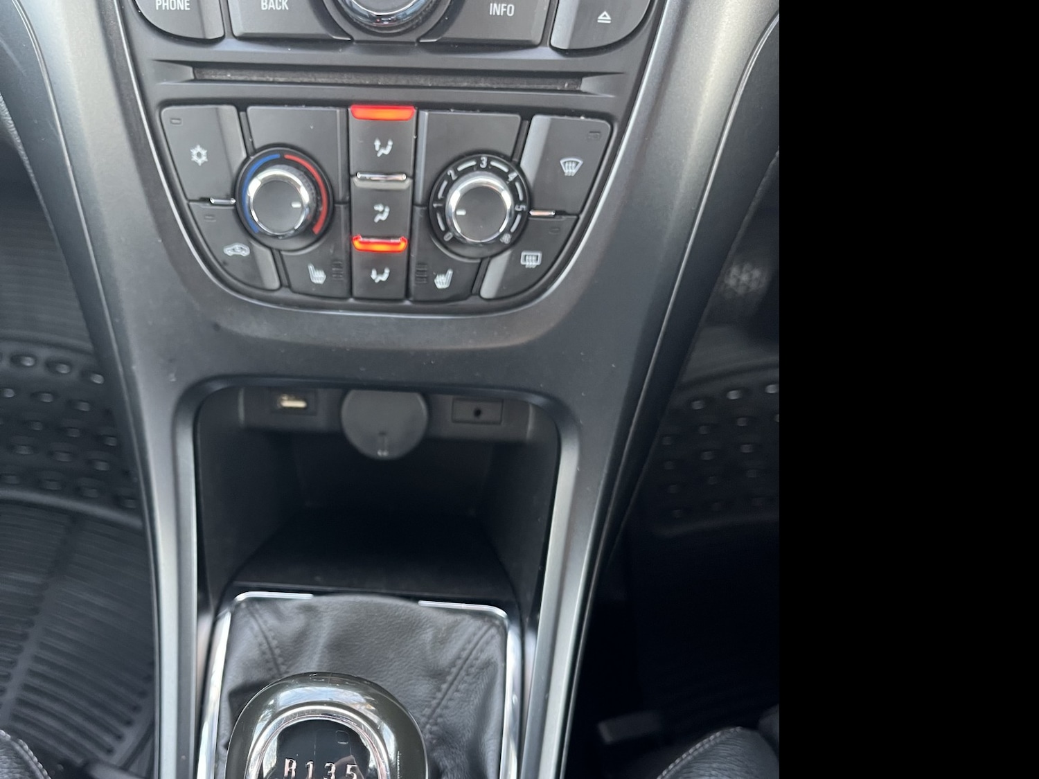 Used Vauxhall Astra 2015 for sale - 76369268: Photo 10