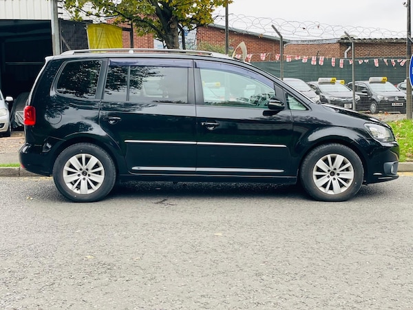 Used Volkswagen Touran for sale - 76282850: Photo 11