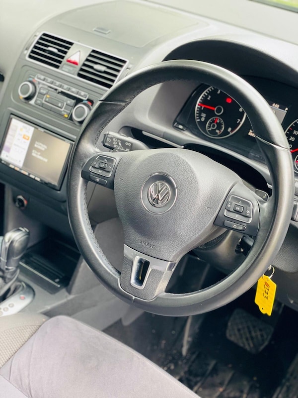 Used Volkswagen Touran for sale - 76282850: Photo 24