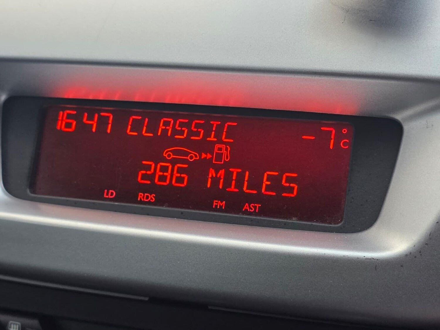 Used Citroen C3 2010 for sale - 77898466: Photo 32