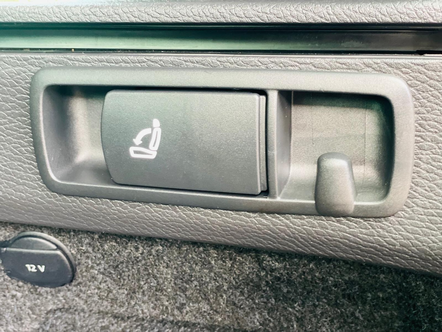 Used Volkswagen Passat 2024 for sale - 77442162: Photo 24