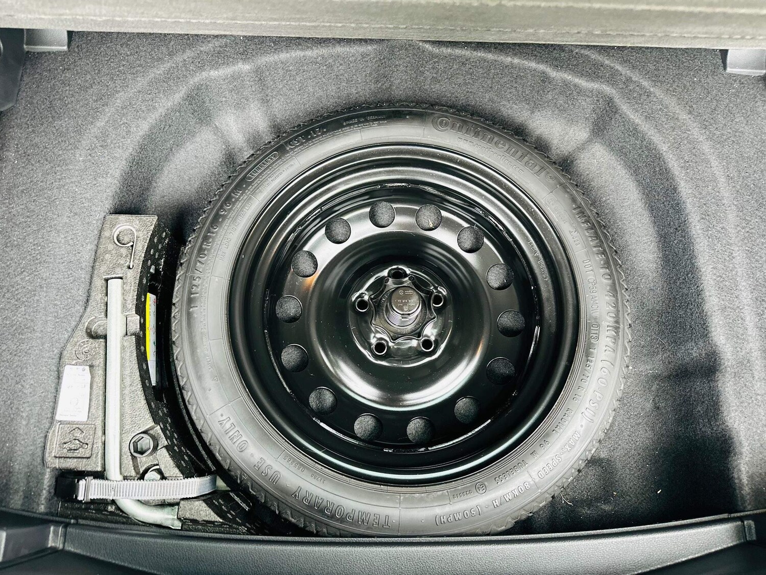 Used Volkswagen Golf 2024 for sale - 77442163: Photo 30