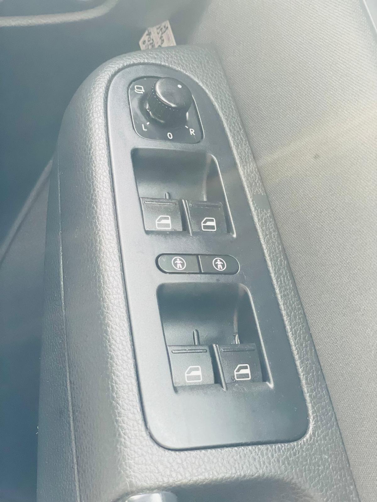 Used Volkswagen Sharan 2025 for sale - 76607136: Photo 24