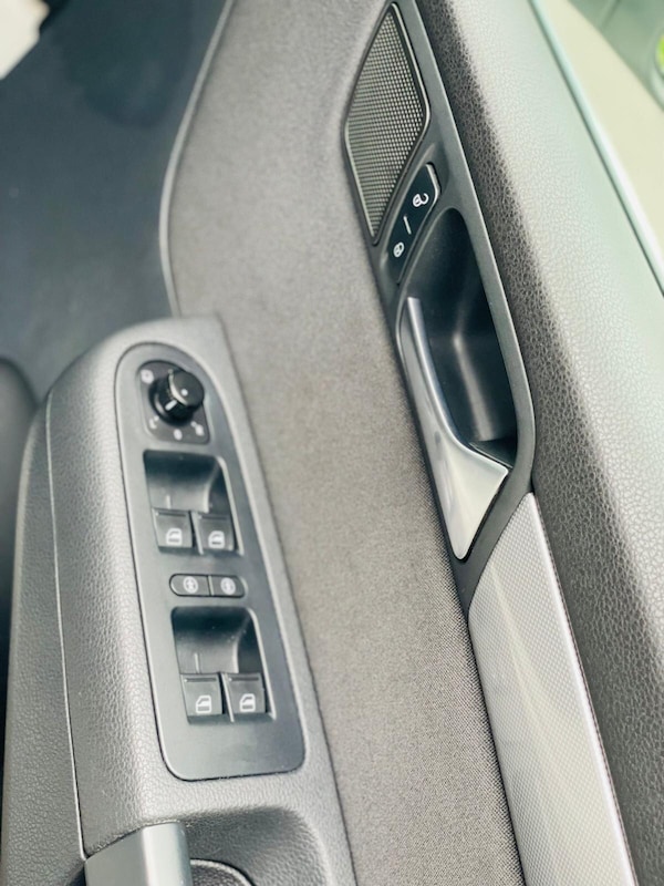 Used Volkswagen Sharan for sale - 76283199: Photo 24