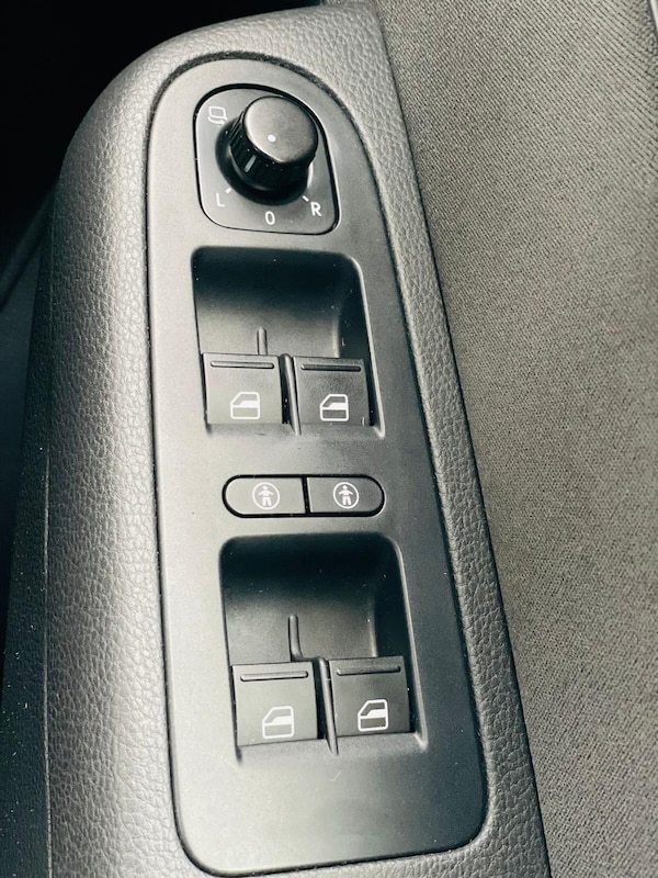 Used Volkswagen Sharan for sale - 76283199: Photo 41