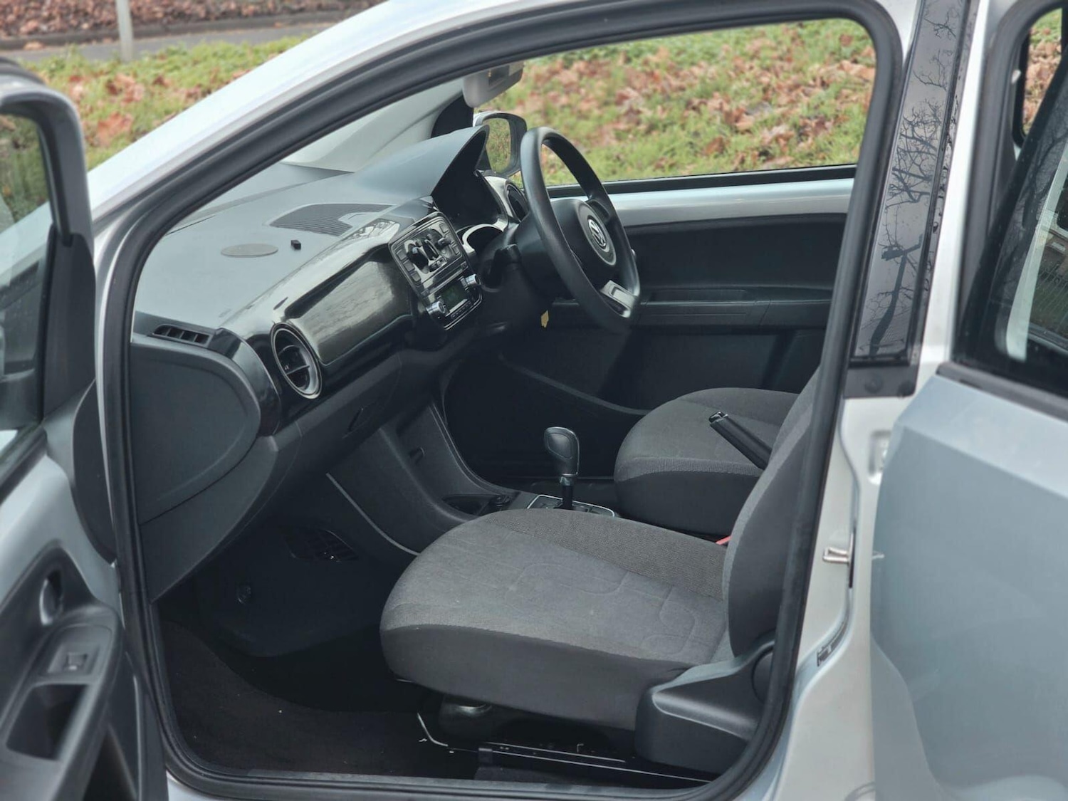 Used Volkswagen up! 2025 for sale - 77442161: Photo 21