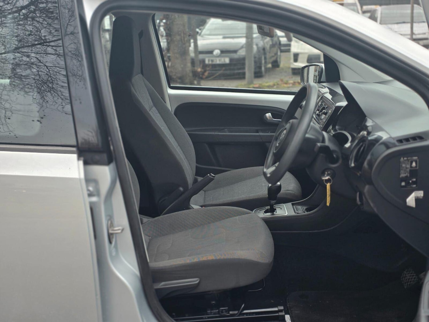 Used Volkswagen up! 2025 for sale - 77442161: Photo 22