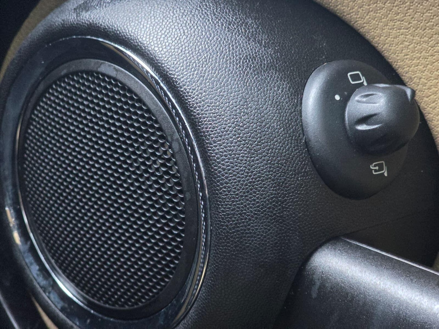 Used MINI Hatch 2010 for sale - 77537708: Photo 27